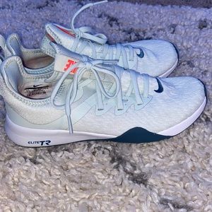 nike foundation elite training mint shoes